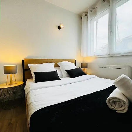 139 Salengro - - Insa Apartmán *